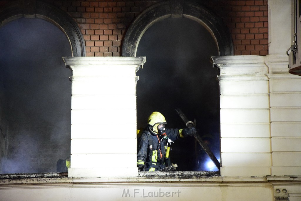 Feuer 2 Y Koeln Ehrenfeld Everhardtstr P208.JPG - Miklos Laubert